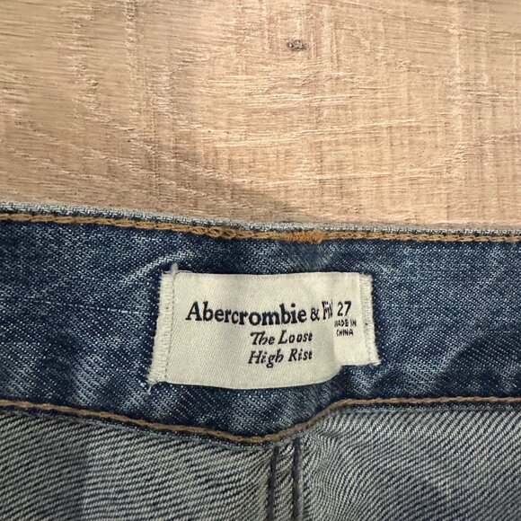 Abercrombie & Fitch Women's High Rise Jeans - Classic Blue - Picture 6 of 13